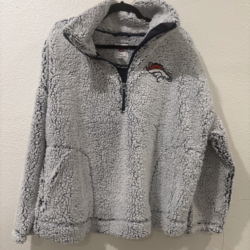 NWT NFL women’s size XXL Sherpa Denver Broncos pullover sweater jacket